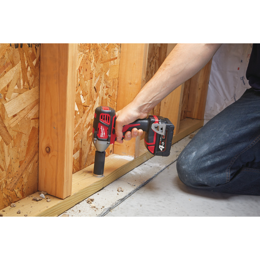 LLAVE  IMPACTO MILWAUKEE M18 BIW12-402C