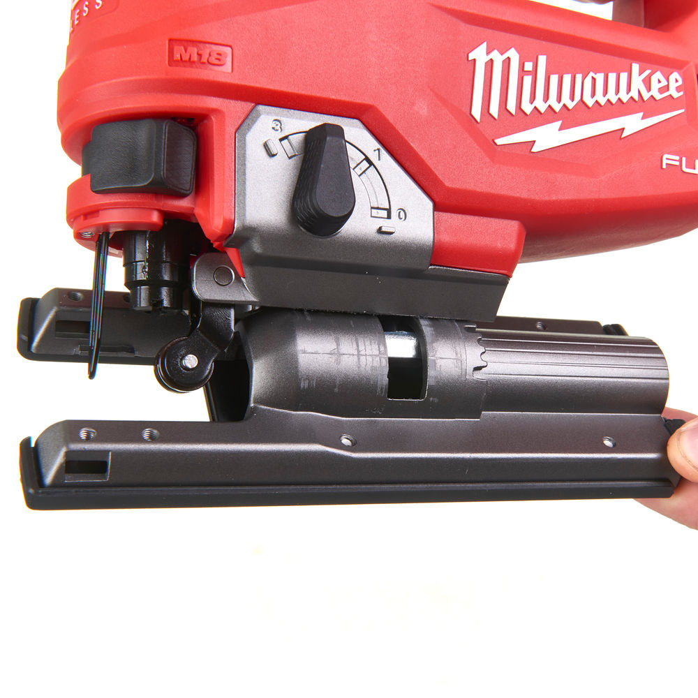 Sierra Calar 18 V M18 FUEL sin escobillas de 135mm, 5,0Ah y HD Box
