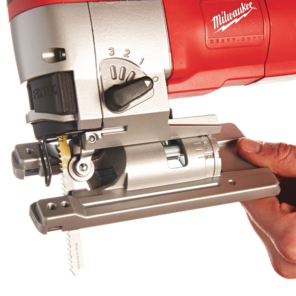 SIERRA DE CALAR MILWAUKEE JSPE 135 TX 750w
