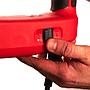 Martillo demoledor de 5kg, 1300W, AVS, SDS-Max, 8,5J de energía de impacto, 2840bpm, vibración de cincelado 11,5m/s². Se suministra en kitbox