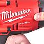 Llave de impacto de alto par M18 FUEL™ ONE-KEY™, recepción 1" con anillo de fricción, 4 modos, máximo par de apriete 2033Nm, máximo par de desapriete 2400Nm. Se suministra en versión cero, sin baterías ni cargador, en HD-box
